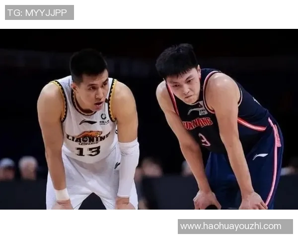 昔日恩怨重燃篮球赛场 老队友再度狭路相逢上演激烈对决 昔日恩怨重燃篮球赛场 老队友再度狭路相逢上演激烈对决