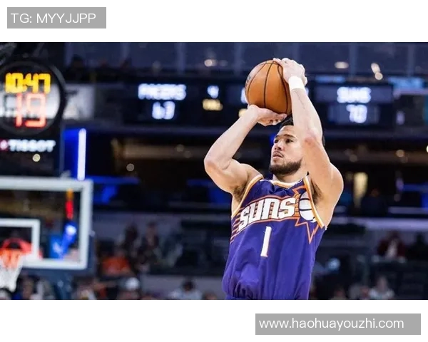 昔日恩怨再现 布克与老队友激烈对决引发热议